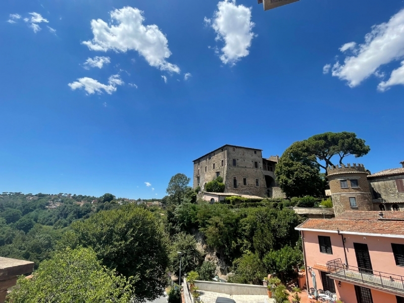 Zicht op Isola Farnese