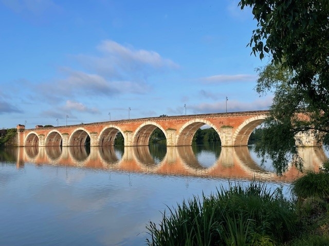 Brug over de Tarn bij Moissac Brug over de Tarn bij Moissac